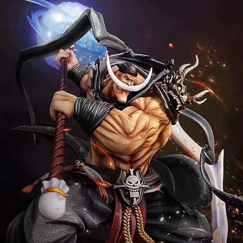 Action Figure One Piece – Barba Branca 29cm | Os Quatro Imperadores com Iluminação